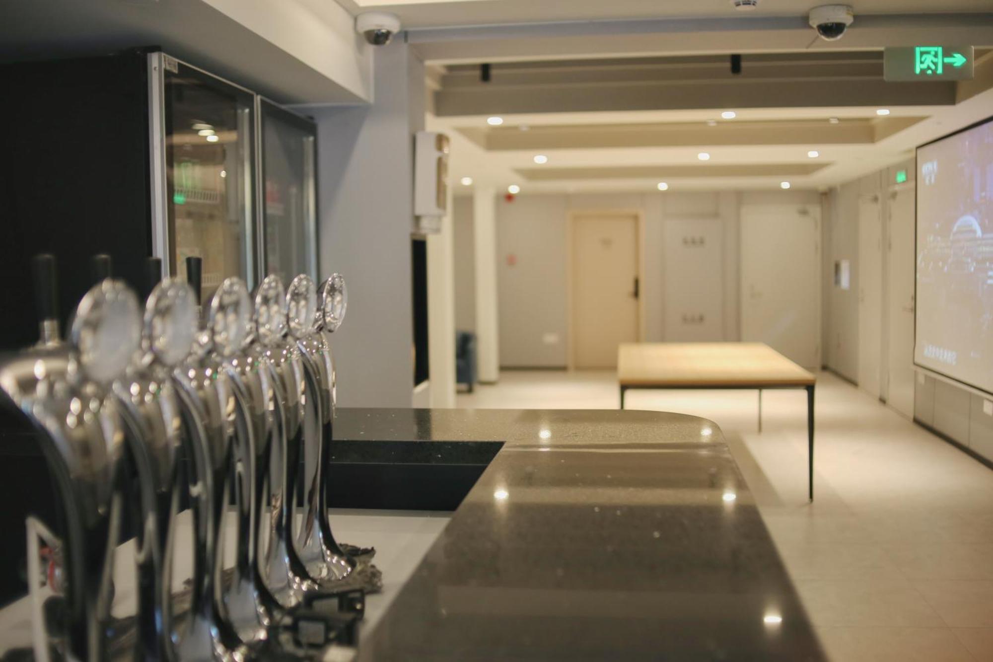 Dayin International Youth Hostel -Near People'S Square & Old Town -Social Area -Bar -Cafe -Gym -Free Laundry Luggage Storage -24H Front Desk -English Service Xangai Exterior foto